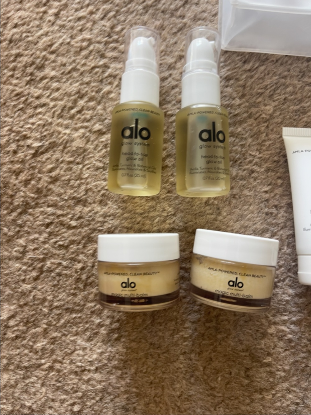 ALO Yoga Glow System Kit - Travel Pouch NEW - Picture 3 of 5